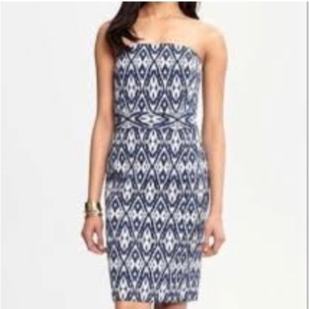 Women’s Banana Republic Blue White Ikat Strapless Dress‎ sz 4